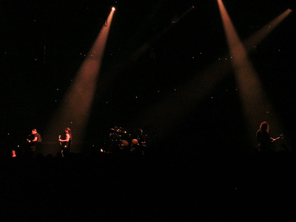 October 04 metallica chargers amy 042